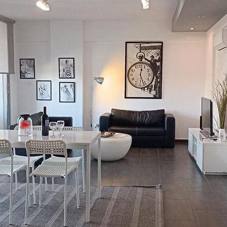 Dezo Luxury Town Apartment Λάρνακα Εξωτερικό φωτογραφία