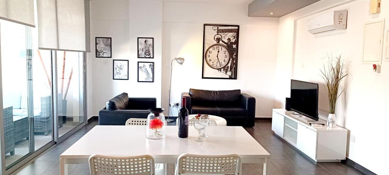 Dezo Luxury Town Apartment Λάρνακα Εξωτερικό φωτογραφία