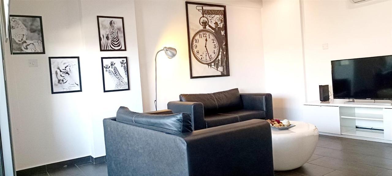 Dezo Luxury Town Apartment Λάρνακα Εξωτερικό φωτογραφία