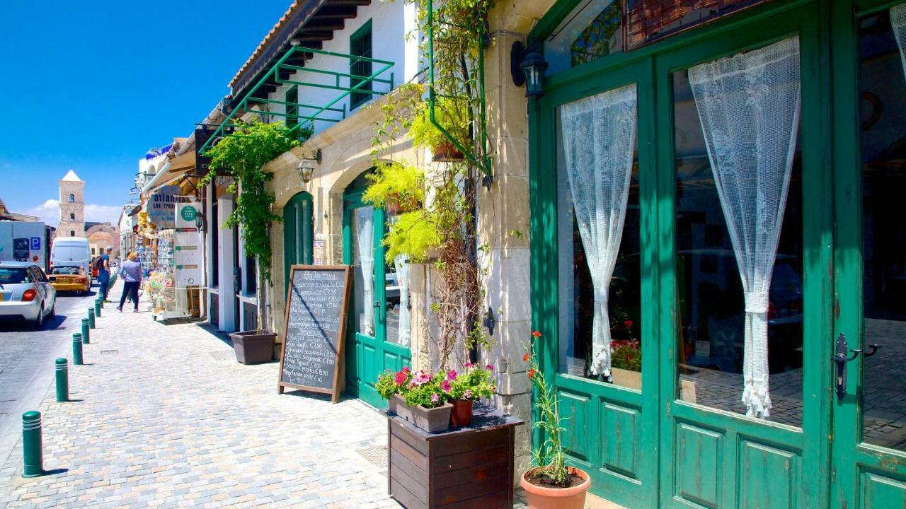 Dezo Luxury Town Apartment Λάρνακα Εξωτερικό φωτογραφία